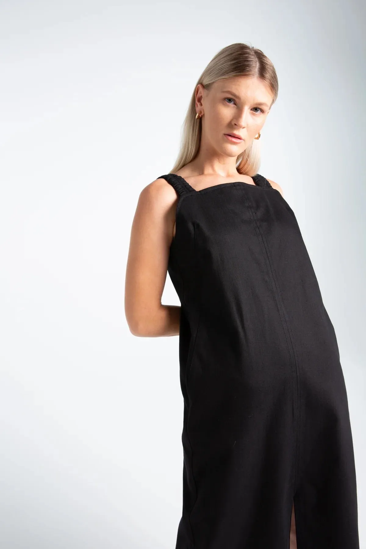 Della Dress - Black