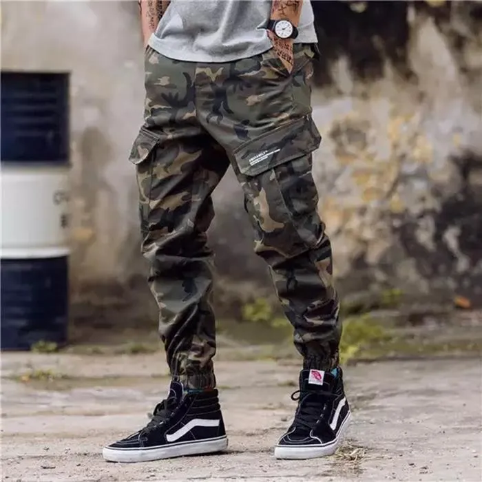 GUNTER Camo Joggers