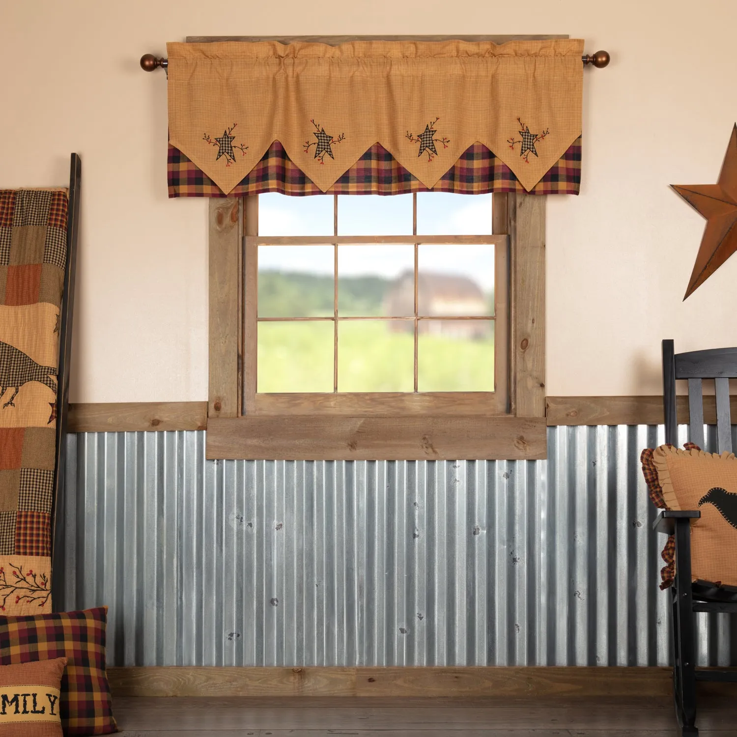 Heritage Farms Primitive Star and Pip Valance Layered